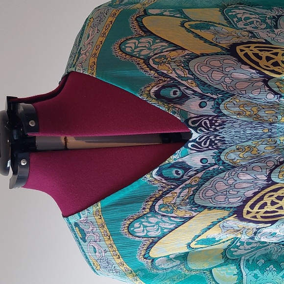 Women's  Club z Collection colorful kaftan Coverup Medium - Picture 4 of 6